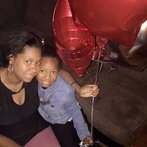 Meet your Posher, Lynnasia